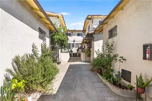 1727 Bellevue Ave, Los Angeles, CA 90026 - Photo 2