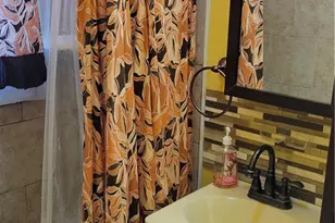 8600 S Gate, South Gate, CA 90280 - Photo 10