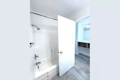 600 W 3rd #A208, Santa Ana, CA 92701 - Photo 8