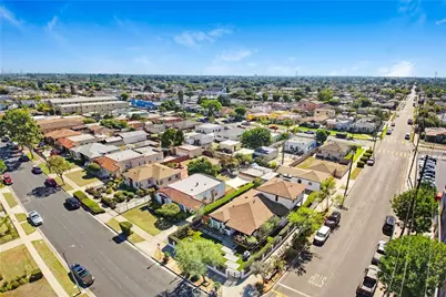 402 E 94th, Los Angeles, CA 90003 - Photo 10