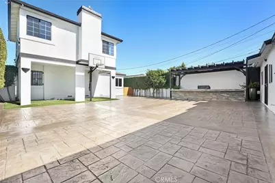 402 E 94th, Los Angeles, CA 90003 - Photo 14