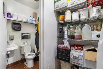 7716 Eastern Avenue, Bell Gardens, CA 90201 - Photo 24