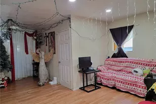 429 E 92nd, Los Angeles, CA 90003 - Photo 8