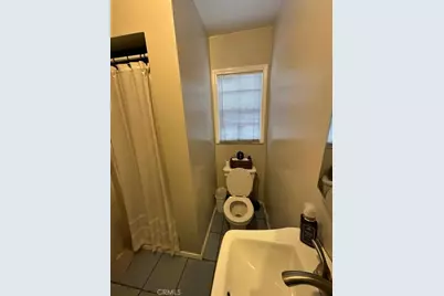 10401 State, South Gate, CA 90280 - Photo 14