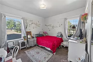 323 W 60th, Los Angeles, CA 90003 - Photo 12