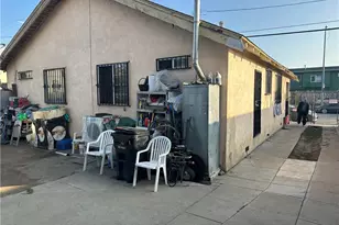 731 W 54th, Los Angeles, CA 90037 - Photo 10