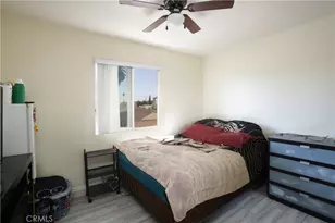 8718 Menlo Ave, Los Angeles, CA 90044 - Photo 32