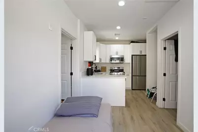 8718 Menlo Ave, Los Angeles, CA 90044 - Photo 40