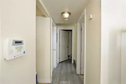 8718 Menlo Ave, Los Angeles, CA 90044 - Photo 28