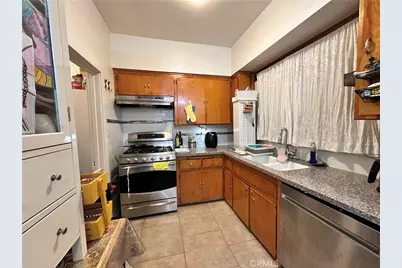 2116 S Palm Grove Ave, Los Angeles, CA 90016 - Photo 6