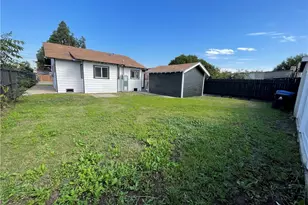 760 W 97th, Los Angeles, CA 90044 - Photo 8