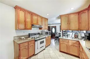 2930 W Florence, Los Angeles, CA 90043 - Photo 10