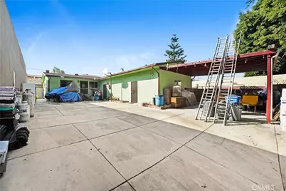 2930 W Florence, Los Angeles, CA 90043 - Photo 2