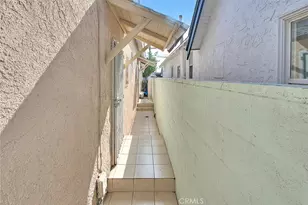 552 W 108th St, Los Angeles, CA 90044 - Photo 56