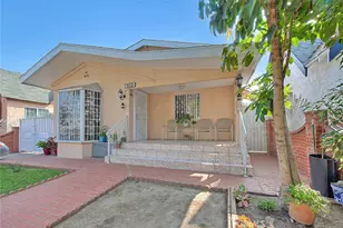 552 W 108th St, Los Angeles, CA 90044 - Photo 2