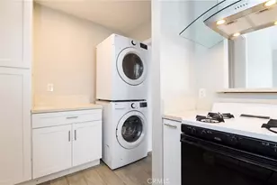 1241 W 89th St, Los Angeles, CA 90044 - Photo 14