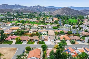 30563 Meadowlark, Canyon Lake, CA 92587 - Photo 36