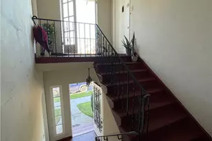 630 Naranja Dr, Glendale, CA 91206 - Photo 8