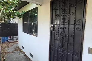 230 N Hoover, Los Angeles, CA 90004 - Photo 12