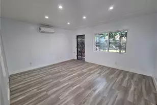 230 N Hoover, Los Angeles, CA 90004 - Photo 14