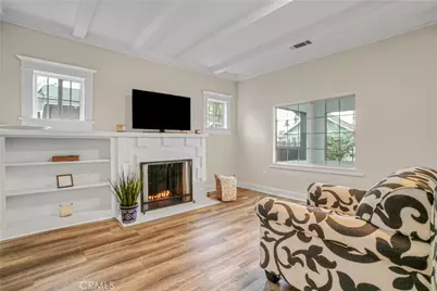 710 W 49th Place, Los Angeles, CA 90037 - Photo 26