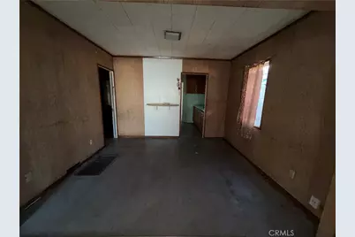 8511 Maie, Los Angeles, CA 90001 - Photo 6