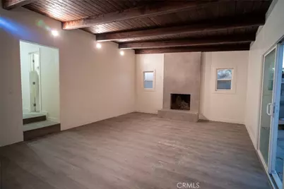 205 W Hardy Street, Inglewood, CA 90301 - Photo 2