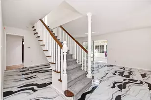 2490 Invar Ct, Simi Valley, CA 93065 - Photo 2