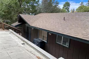 24924 Saxon Dr, Crestline, CA 92325 - Photo 10