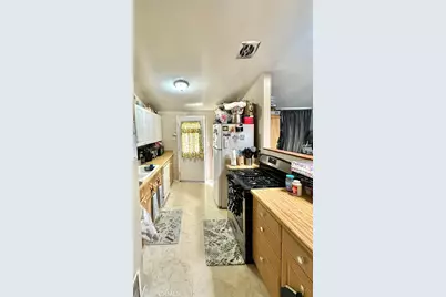 27220 Marchland, Canyon Country, CA 91351 - Photo 8