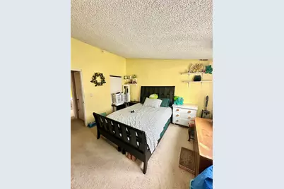 27220 Marchland, Canyon Country, CA 91351 - Photo 12