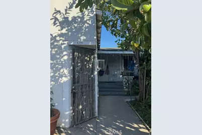 6208 Santa Fe, Huntington Park, CA 90255 - Photo 2