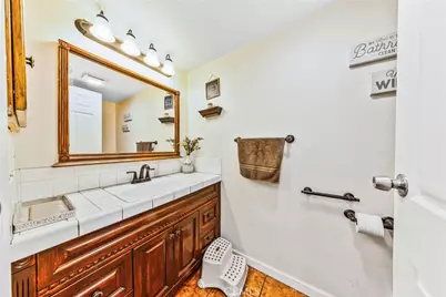 1732 E 61st, Los Angeles, CA 90001 - Photo 4