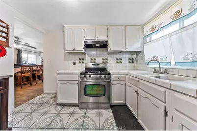 1732 E 61st, Los Angeles, CA 90001 - Photo 36