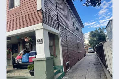 317 E 36th Street, Los Angeles, CA 90011 - Photo 4