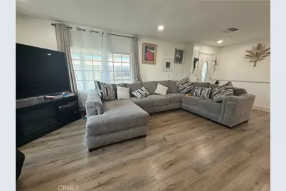227 Palos Verdes Drive, Santa Ana, CA 92704 - Photo 10