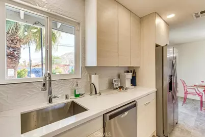 431 W Avenida Cerca, Palm Springs, CA 92262 - Photo 10