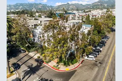 7505 Hampton Avenue #4, West Hollywood, CA 90046 - Photo 4