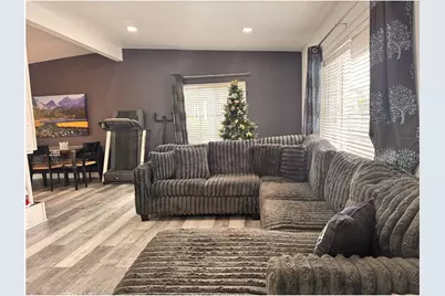 10347 Kalmia Street, Los Angeles, CA 90002 - Photo 6