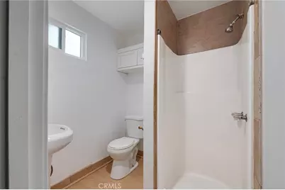 8023 Hooper Ave, Los Angeles, CA 90001 - Photo 50