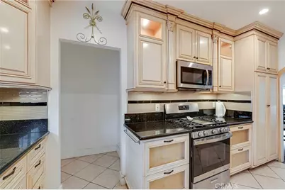 8023 Hooper Ave, Los Angeles, CA 90001 - Photo 16