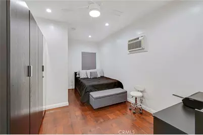 8023 Hooper Ave, Los Angeles, CA 90001 - Photo 10