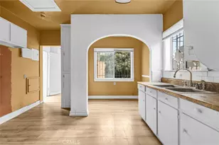 2112 S Burnside Ave, Los Angeles, CA 90016 - Photo 8