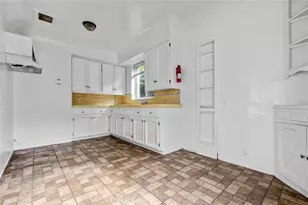 2112 S Burnside Ave, Los Angeles, CA 90016 - Photo 20