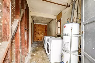 2112 S Burnside Ave, Los Angeles, CA 90016 - Photo 14