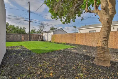 946 E 104th, Los Angeles, CA 90002 - Photo 32