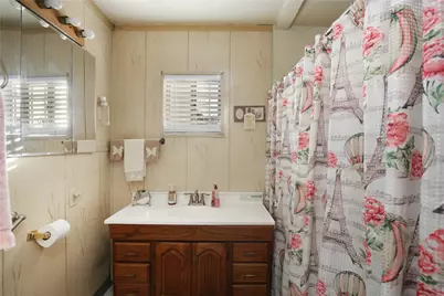 317 E 115th Street, Los Angeles, CA 90061 - Photo 16