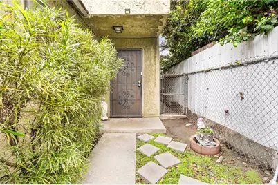 15352 Downey, Paramount, CA 90723 - Photo 4