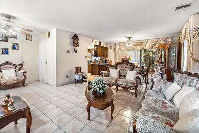 15352 Downey, Paramount, CA 90723 - Photo 6