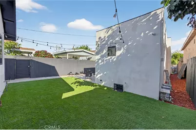 11113 1/2 S Budlong Avenue, Los Angeles, CA 90044 - Photo 36